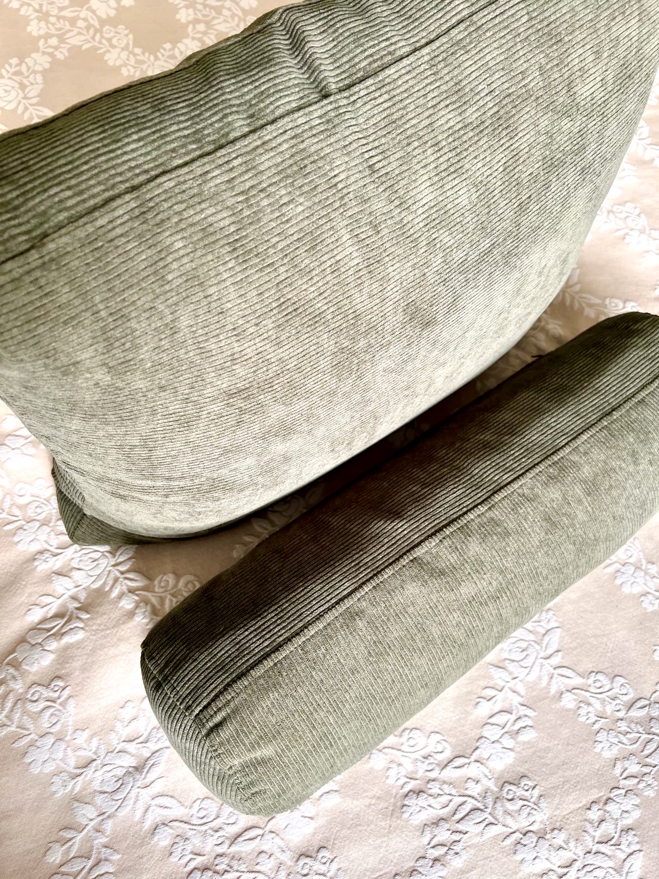 KISSEN — Bild 1